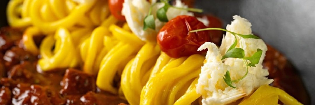 Eccellenza Pizzeria e Cucina Italiana Village Mall